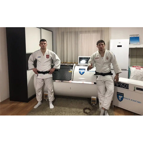 Hyperbaric Oxygen Chamber Macy-Pan Oxygen Therapy Hbot 1.5 ATA
