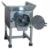 Stainless Steel Pulverizer Machine - Various Sizes Available, Electric Power Source, Silver Finish For Industrial Use