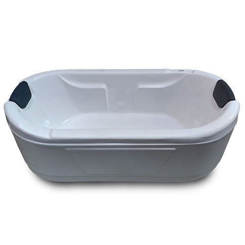 White Intimate 6 Ft X 3 Ft Freestanding Bathtub