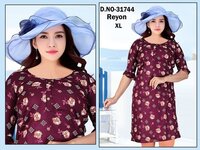 Ladies Kurtis - Rayon, 140 GSM, Size XL, Maroon | Three-quarter Sleeve, Round Neck, Ideal for Casual Wear, Office Wear, Special Occasions