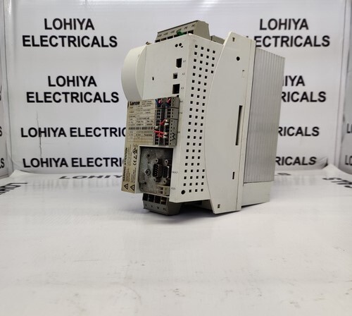 LENZE ECSEP008C4B SERVO DRIVE