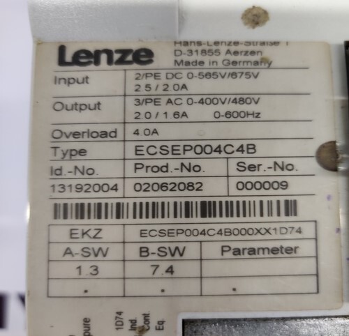 LENZE ECSEP004C4B SERVO DRIVE