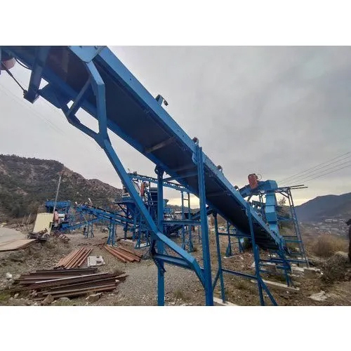 Inclined Material Handling Conveyor