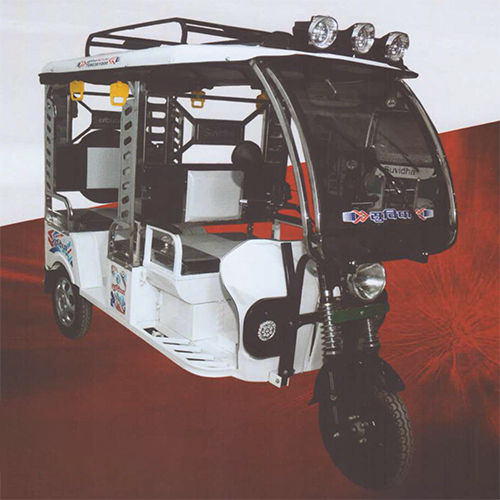 Deluxe Plus SS E-Rickshaw