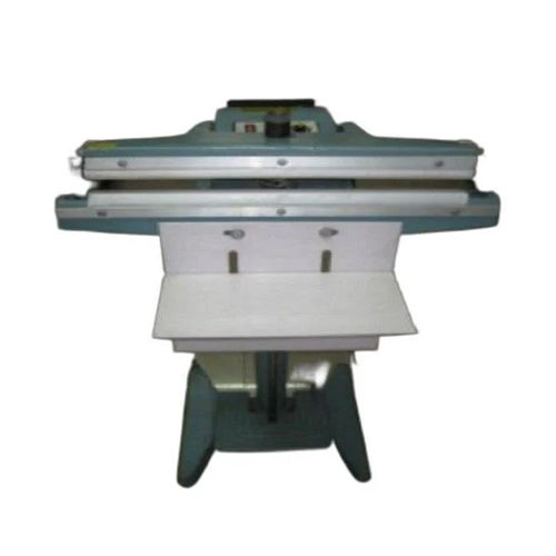 Side Heating Pedal Impulse Sealer Machine Accuracy: High  %