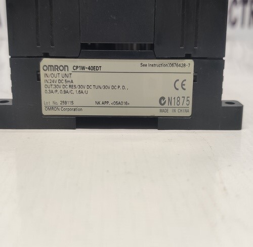 OMRON CP1W-40EDT IN/OUT UNIT