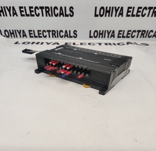 OMRON CP1W-40EDR IN/OUT UNIT