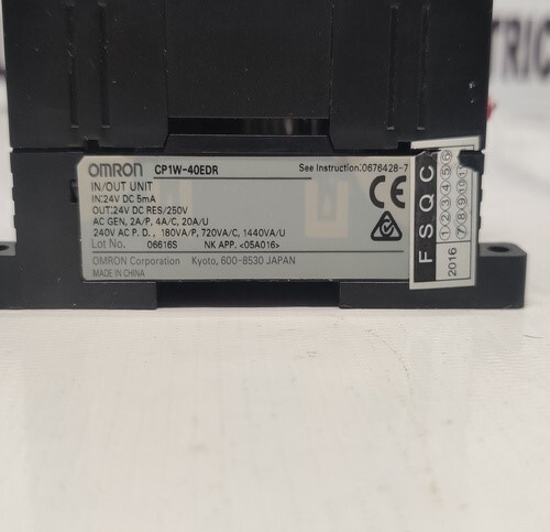 OMRON CP1W-40EDR IN/OUT UNIT