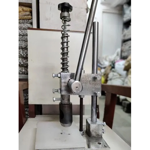 Curtain Eyelet Fixing Machine