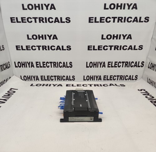 OMRON CP1W-40EDR  IN/OUT UNIT