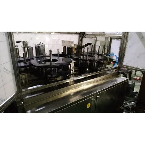 Automatic Roll Fed Labeling Machine