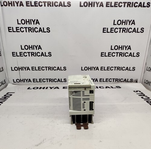 LENZE E82EV251-2B FREQUENCY INVERTER