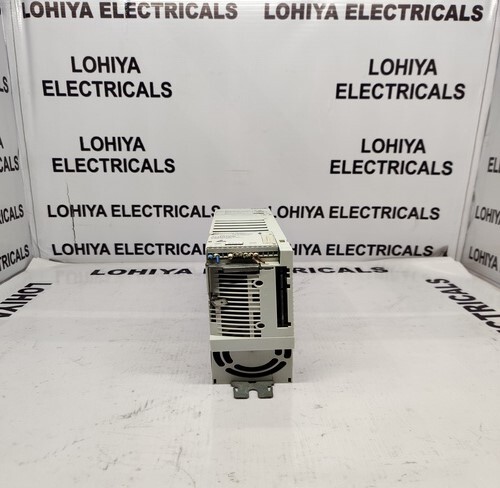 LENZE E82EV222-4C200  FREQUENCY INVERTER