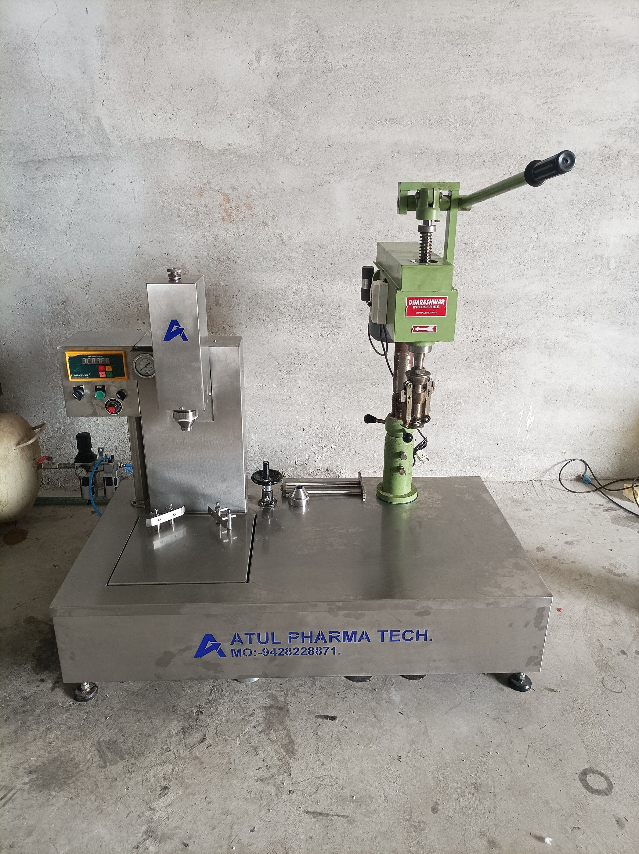 WEIGHING FILLING MACHINE