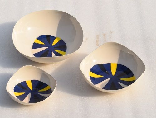 Set Of 3 Wooden Bowl With Enamel