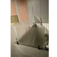 Transparent 5mm Fluted Glass Railing