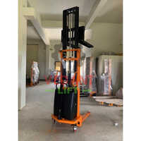 Manual Double Mast Hand Stacker - Attributes: Durable