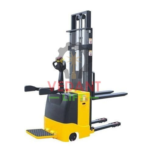 Fully Electrical Stacker