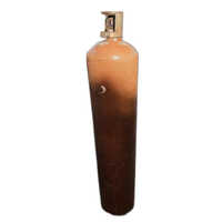 Industrail Grade Helium Gas Cylinder - Capacity: 47 Liters (water Capacity)