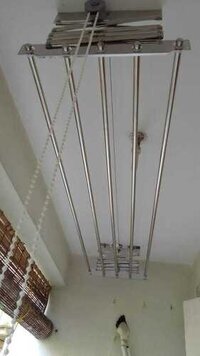 Eleganza Series Cloth Drying Zig Zag Hangers In Meenambakkam Chennai - Color: Silver