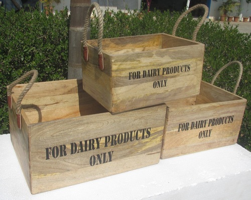 Set of 3 Wooden Caddy With Jute Handle & leather Strip