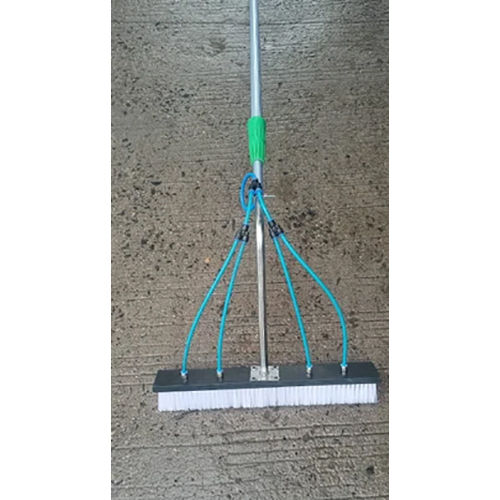 Solar Panel Cleaning Mop Application: Commercial