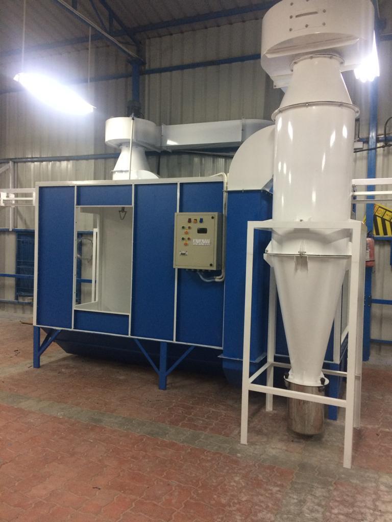 Auto spray booth