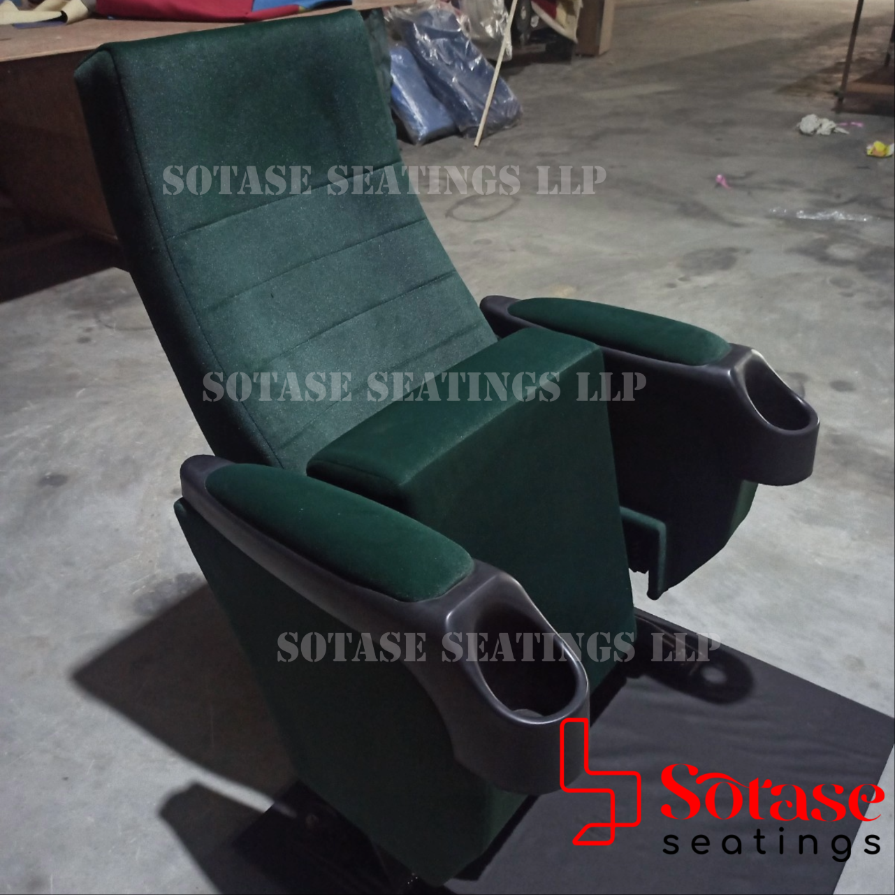 Sotase Tip-Up Rocking Auditorium Chair