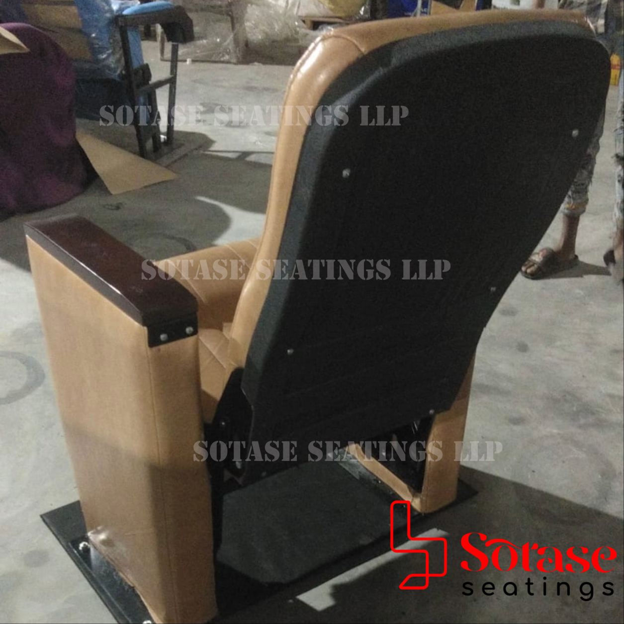 Sotase Auditorium Push Back Leatherette Chair