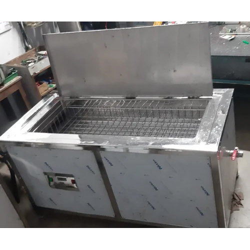 Large Ultrasonic Cleaner Frequency: 50 Hertz (Hz)