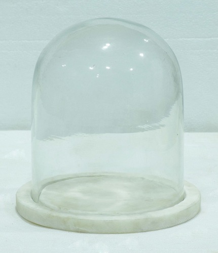Single Cake Dome With Stone Base