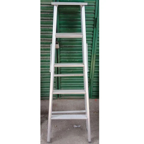 5 Feet 4 Step Aluminium Folding Ladder - Feature: High Quality / Easy To Use