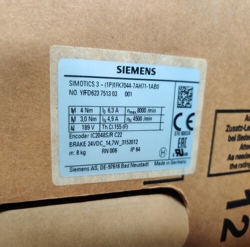 SIEMENS 1AF7044-7AH71-1AB0 SERVO MOTOR ( NEW OPAN BOX )