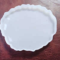 Silicon Mold Resin Coaster - 13x11cm, Oval Shape In Sleek White With Durable Design For Creative Crafting