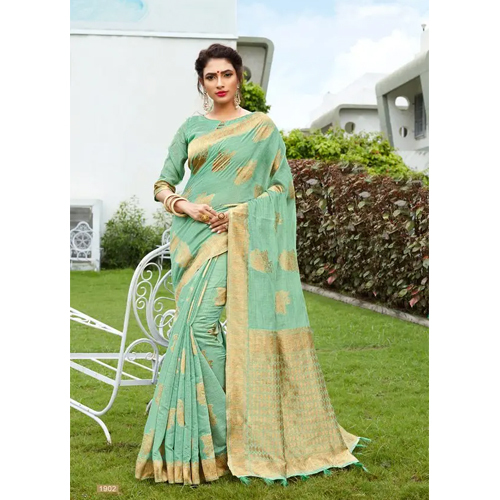 Ladies Banarasi Silk Zari Weaving And Tassel Pallu Work Saree