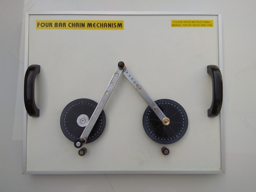 Four Bar Chain Mechanism Test Rig