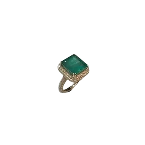 Oval Emerald Diamond Ring