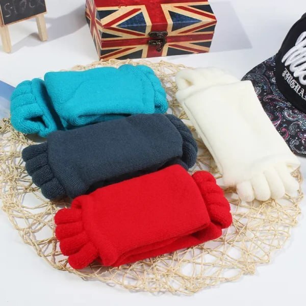 5 TOE HIGH TUBE YOGA SOCKS