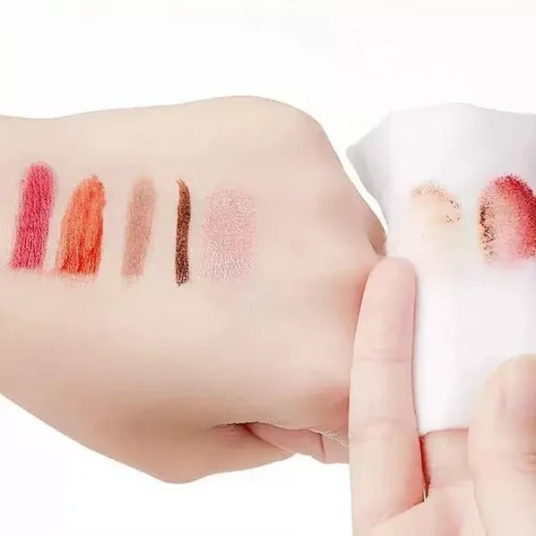 GREEN MAKEUP REMOVING DISPOSABLE WIPES