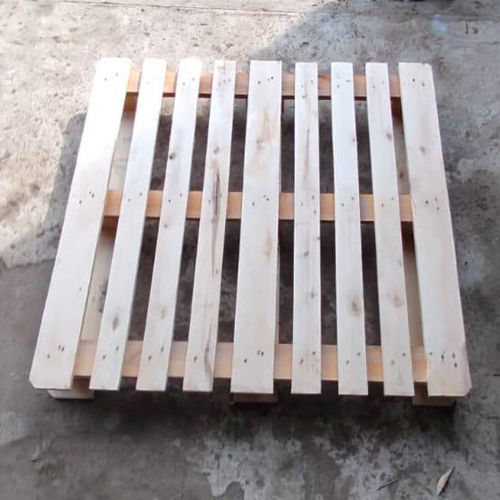 Pinewood Pallet - High-Quality Wood, Customized Size Options, Multiple Colors Available | 2-Way Forklift & Handlift Design, Durable and Reliable for Storage and Transportation