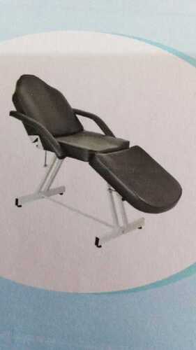 Manual Derma Chairs