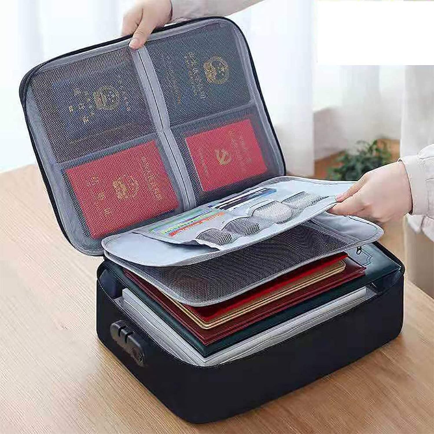 TRAVELLING DOCUMENT STORAGE BAG ORDANIZER