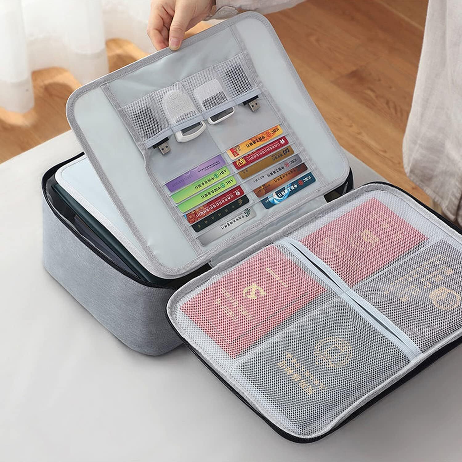 TRAVELLING DOCUMENT STORAGE BAG ORDANIZER