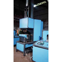 Auto Drop Pet Blow Moulding Machine - Capacity: 1000 Bph Pcs/hr