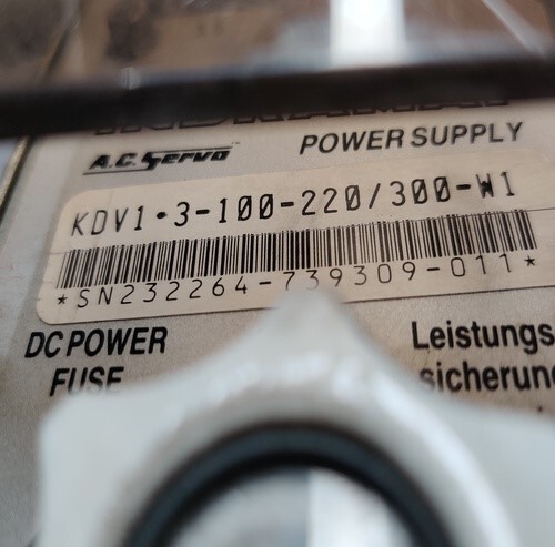INDRAMAT KDV1-3-100-220/300-W1 SERVO DRIVE