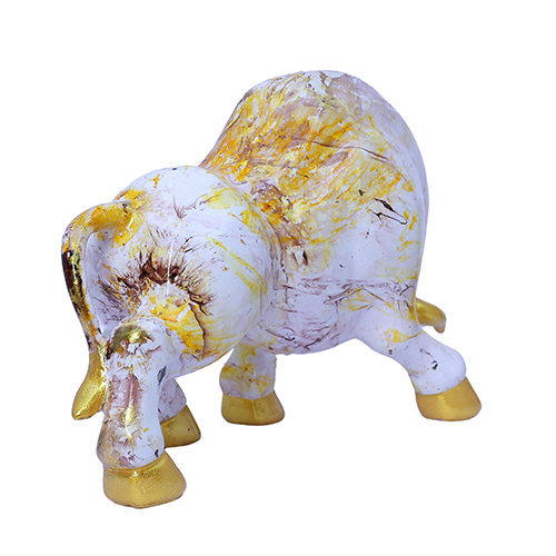 Bull Statue Shading Golden