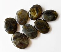 Labradorite Flat Stone, Polished Oval Flat Stone for Calming Crystal, Anxiety Relief