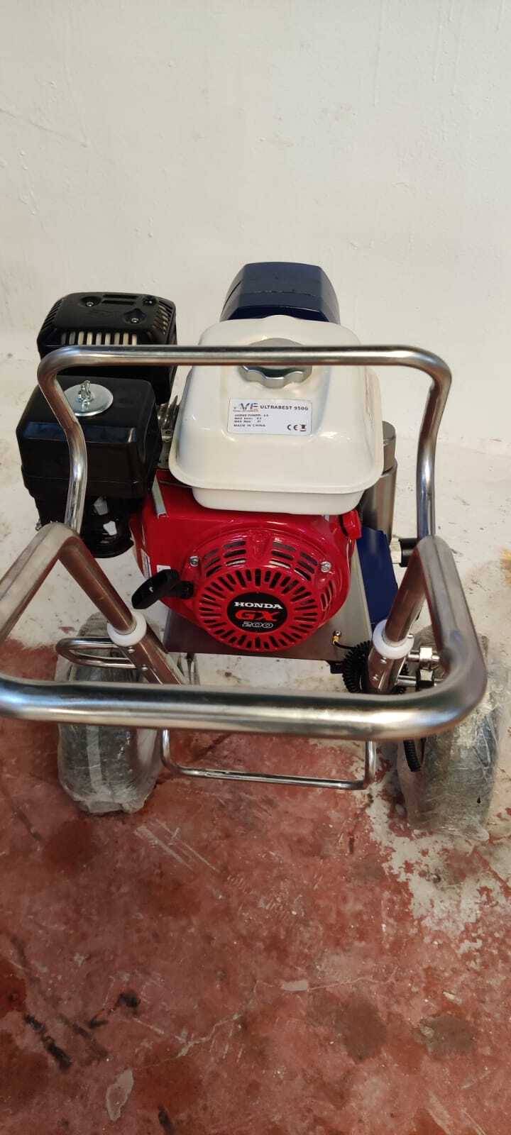 Wall Putty Spray Painting Machine 950 Petrol