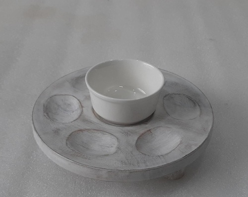 Wooden Round Chip & Dip Tray With White Wash