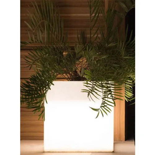 White 9152 Roto Moulding Led Planter